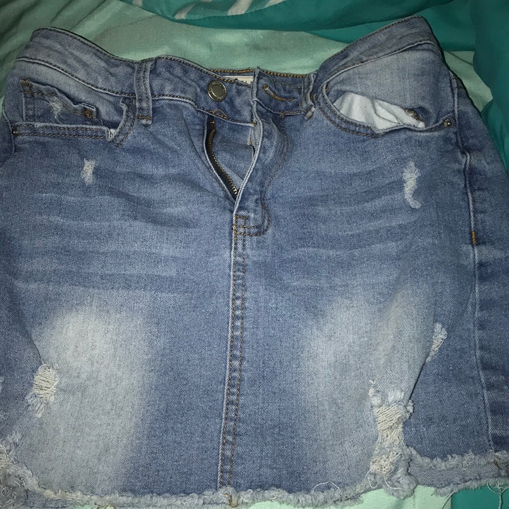 denim skirt